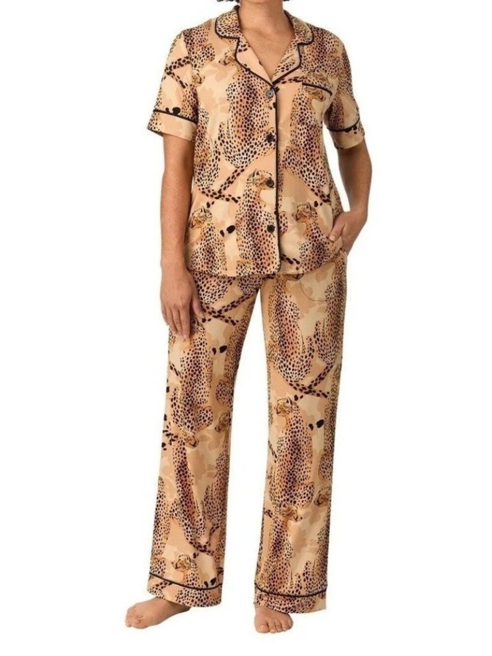 NWT Room Service XL  2-Piece Notch Collar Cheetah Print Pajama Set B0693